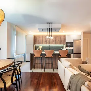 New! Lovely 4-bedroom Loft In Bilbao